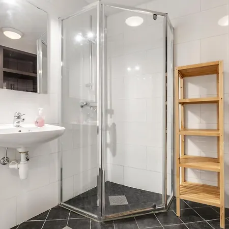 Easy Living Apartment